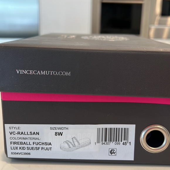 Vince Camuto Fuchsia Espadrille Sandals - Size 8W - Picture 7 of 8